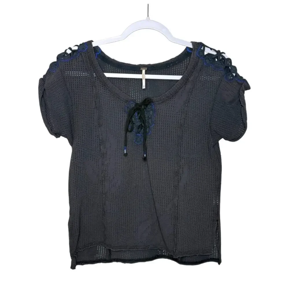 Free‎ People Strawberry Fields Perforated Top Women XS Black Cuffed Sleeves Boho